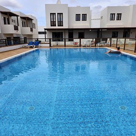 Duplex Noray Vista A La Piscina Apartment Puerto Calero Ngoại thất bức ảnh