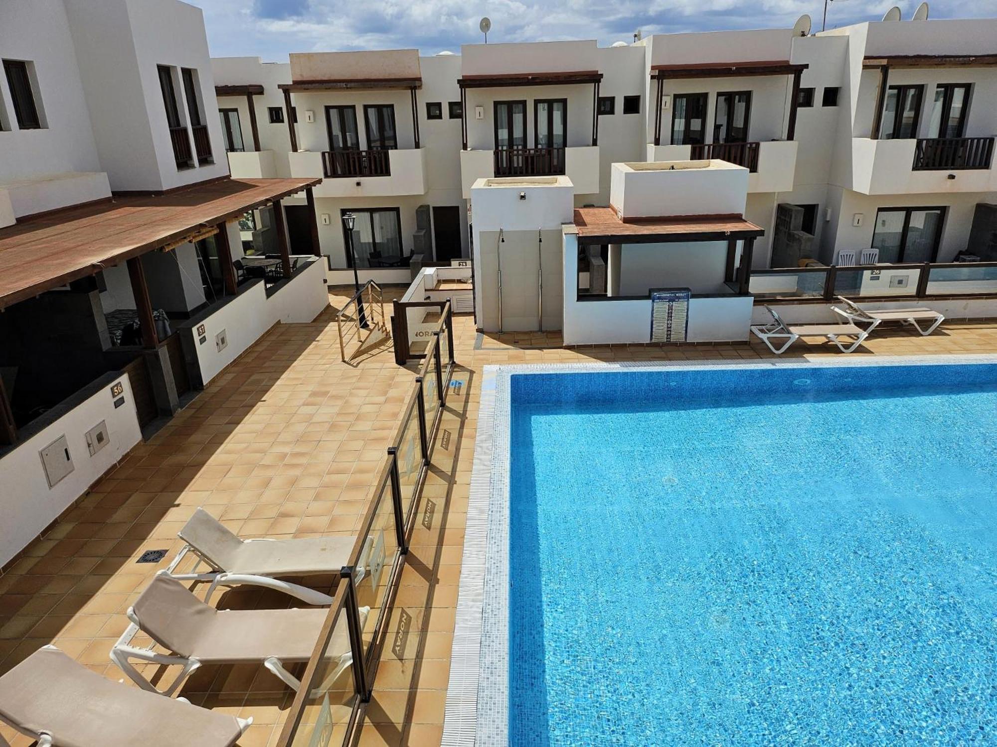Duplex Noray Vista A La Piscina Apartment Puerto Calero Ngoại thất bức ảnh
